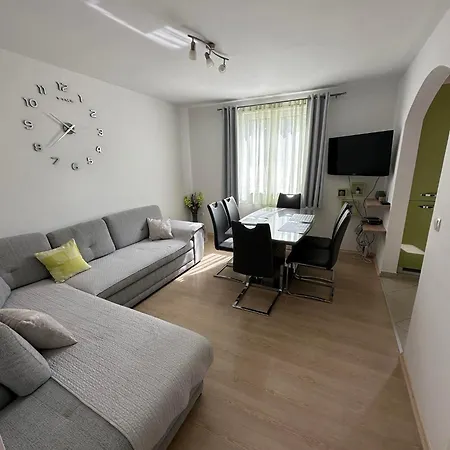 Apartment Ljubica, Murter