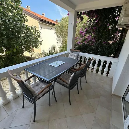Ljubica, Apartment *