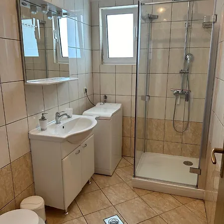 Ljubica, Apartman Murter