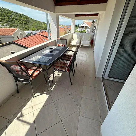 Ljubica, Apartment Murter