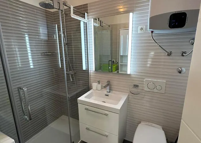 Ljubica, Apartmán Murter