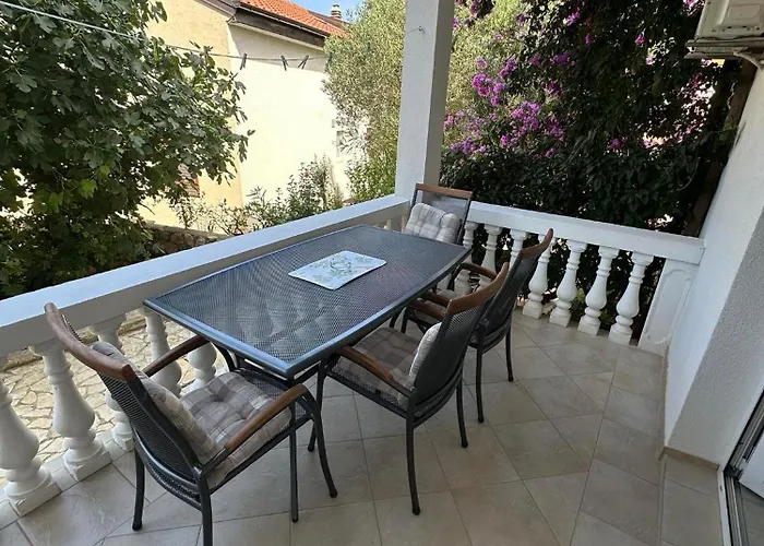 Ljubica, Apartmán *