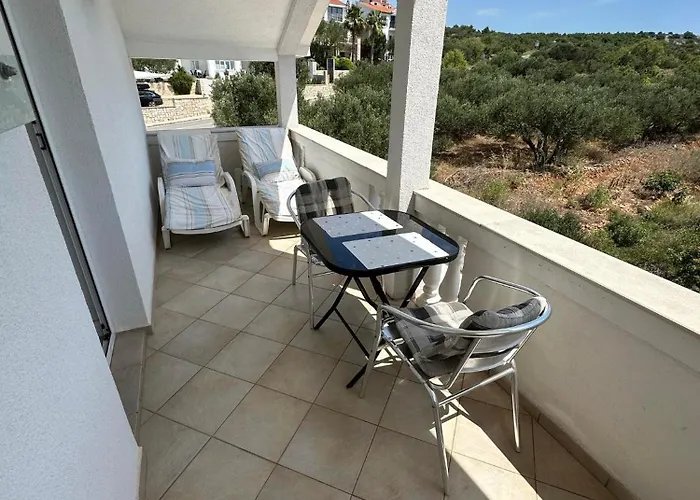 Ljubica, Apartmán Murter